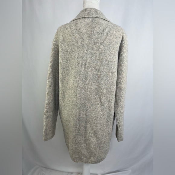 NEW / J.crew Wool-blend bouclé double-breasted sweater-blazer - Picture 3 of 3